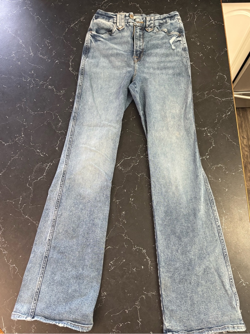 Good American Light Wash Wide Leg Jeans